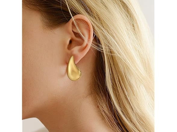 AMYGEM Gold Geometric Waterdrop Earrings
