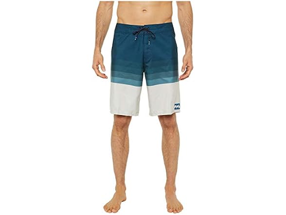 Billabong (31) Platinum Boardshorts