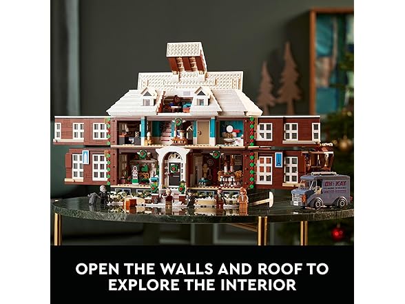 LEGO Home Alone McCallisters’ House