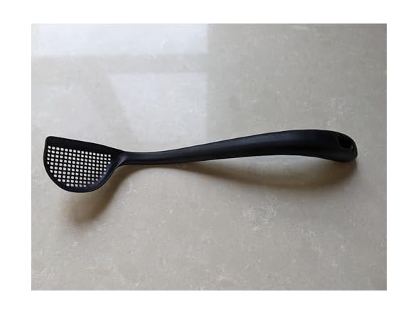 Dr. Cliff’s Eggshell Scooper