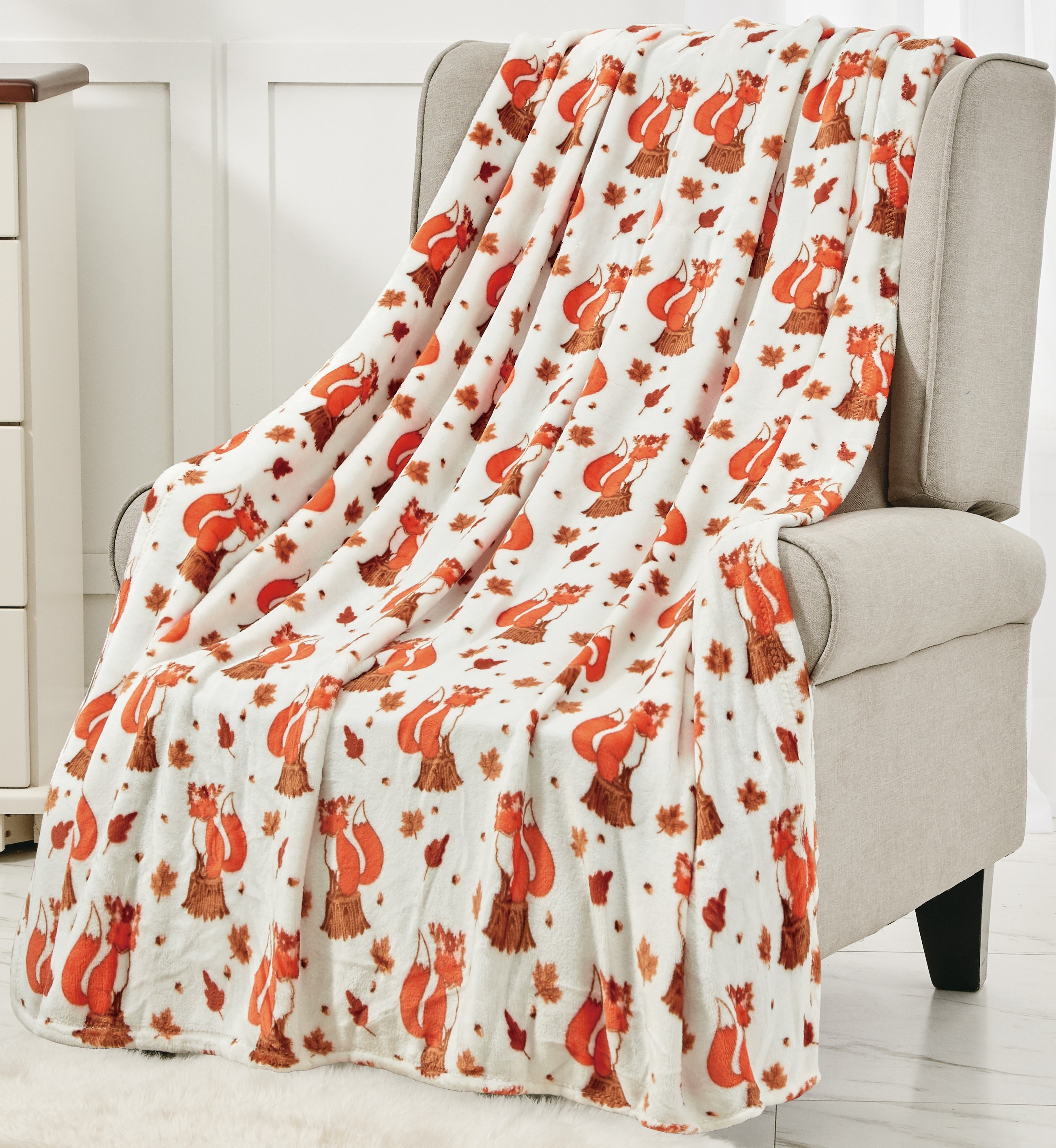 2Pk Printed Throw Blankets 50x60" - Gallery 29