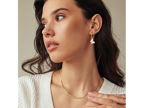 YeGieonr Gold Hoop Earrings for Women
