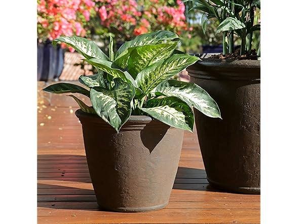 Sunnydaze 15.25-Inch Anjelica Large Plastic Pot