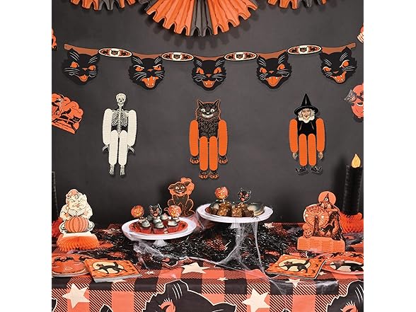 Beistle 2 Piece Vintage Halloween Party Decor