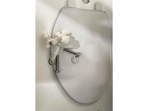 Kohler Layne quiet close elongated toilet seat