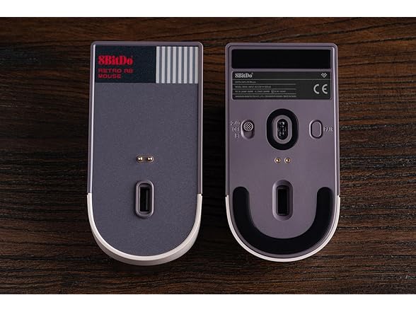 8BitDo Retro R8 Mouse with Charging Dock