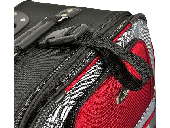 U.S. Traveler New Yorker Lightweight Expandable Rolling Luggage, 4-Piece Set
