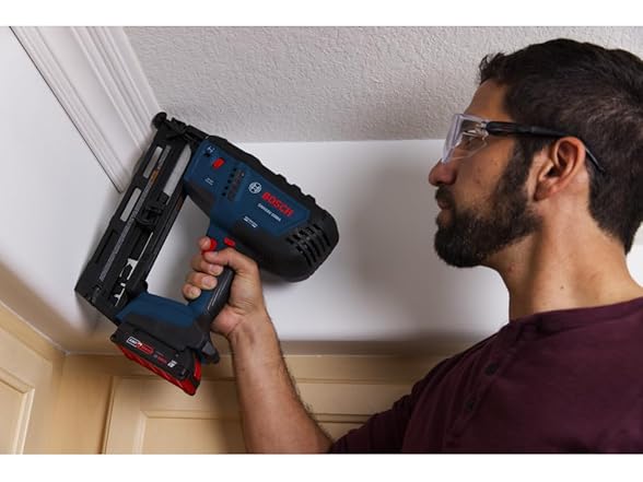 Bosch GNH18V-16MAB12-RT 18V 16GA Finish Nailer Kit