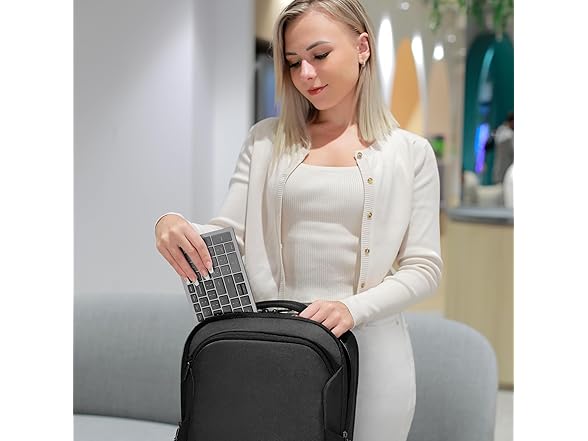 Dell EcoLoop Pro Laptop Backpack
