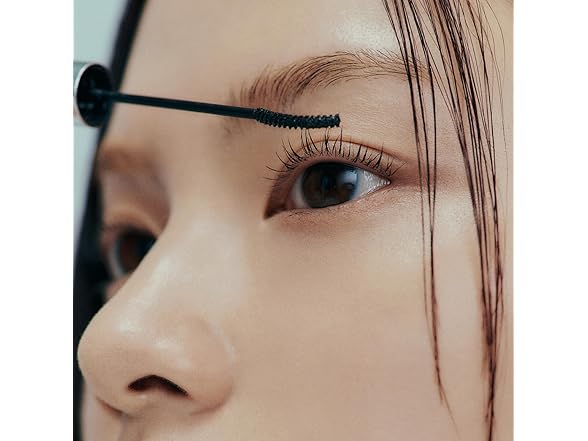  Oddtype Unlimited Curl Lift Mascara Skin