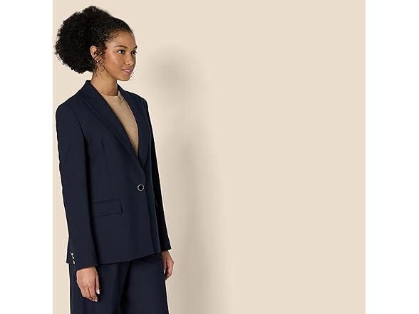 Amazon Essentials Womens RegularFit Blazer