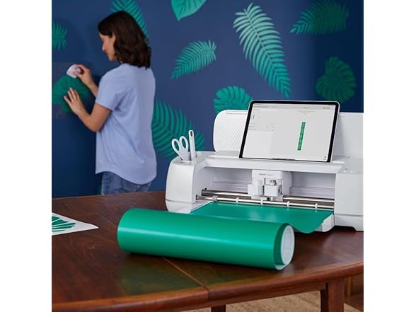 Cricut Smart Removable Vinyl (13in x 12ft, Red)