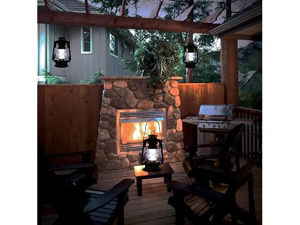 North Point SP2111 - Vintage LED Lantern