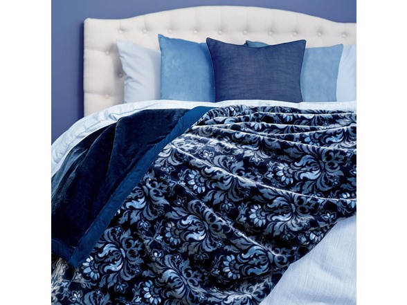Northwest Ashford Home Cozy Throw Blanket (Varies)
