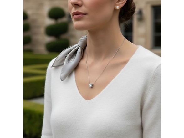 Hexagon 6 Prong Moissanite Necklace