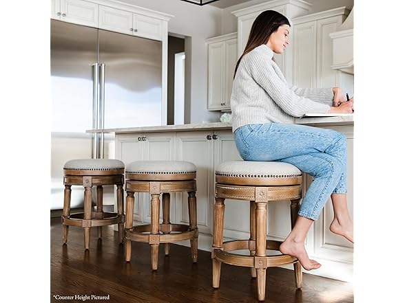 Maven Lane Pullman 31" Backless Barstool