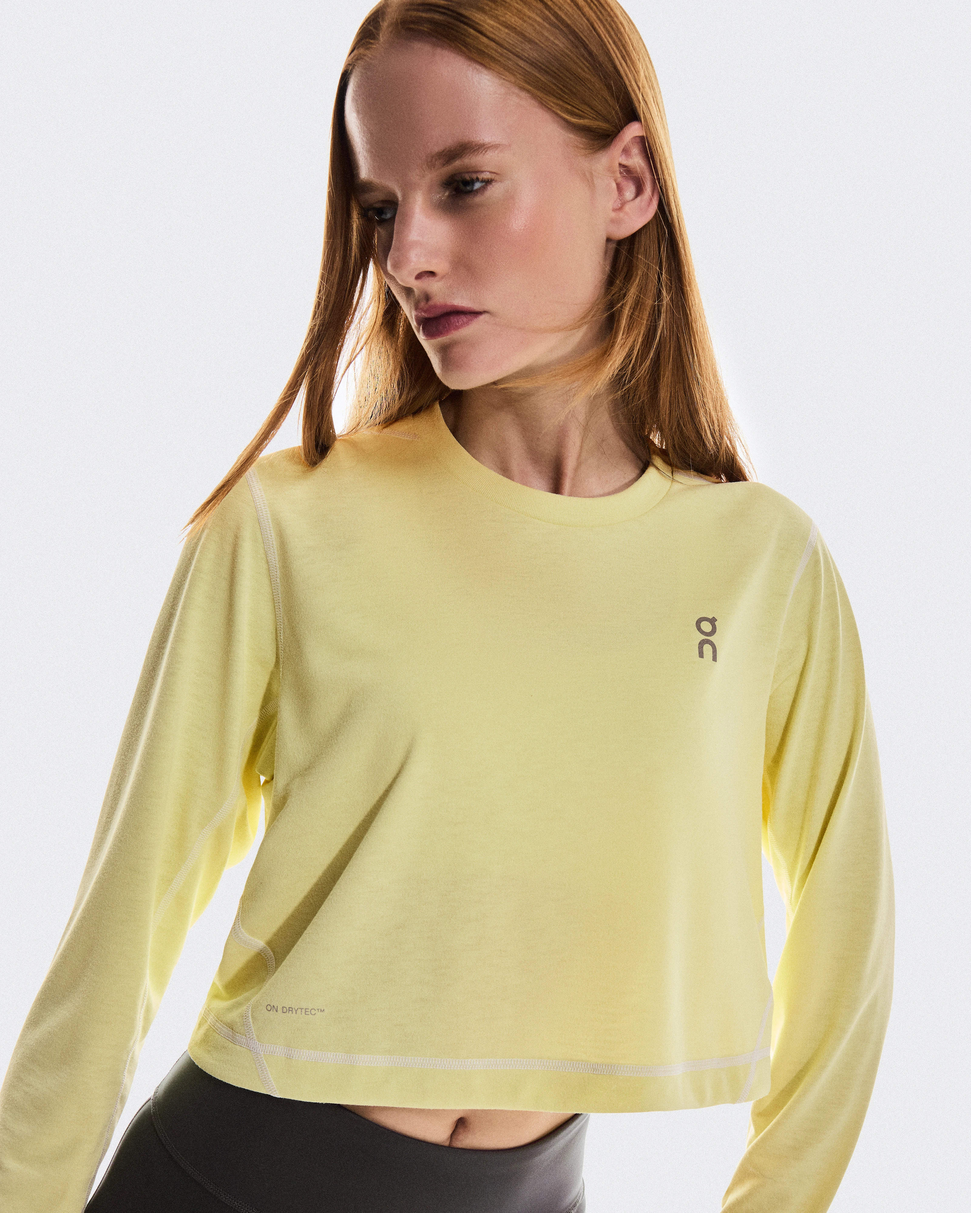 On Running Women's Active Long-T Crop Graph (Open Box) - Gallery 3