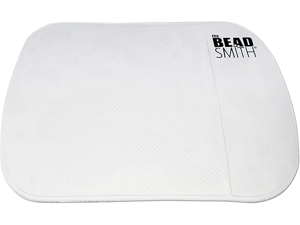 The Beadsmith Sticky Bead Mat – 7.5 x 5.5 inches