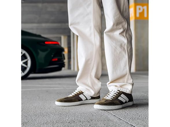 Piloti EVO Mens Driving Sneaker, Prem