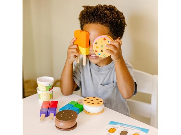 Melissa & Doug Wooden Frozen Treats Ice Cream Play Set (24 pcs)