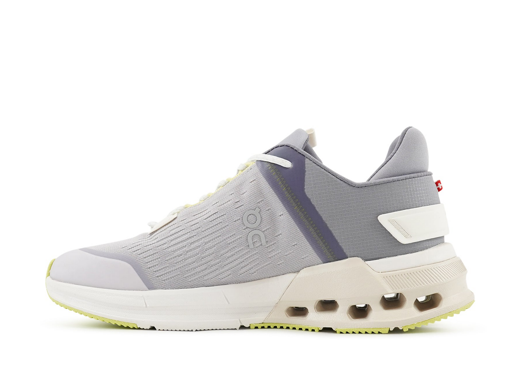 On Running Cloudnova Flux 3 Women's Shoes (7) - Gallery 4