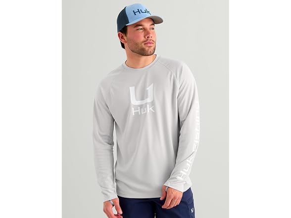 HUK Men's Standard Icon Crew Fishing Shirt