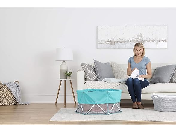 Regalo On-The-Go Baby My Play, Portable Play Yard
