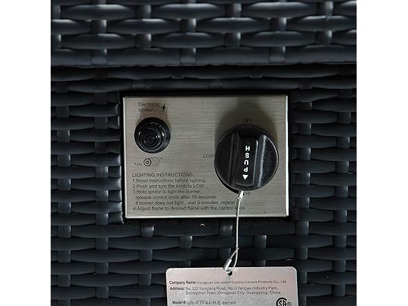 LeisureMod Mace Fire Pit Table