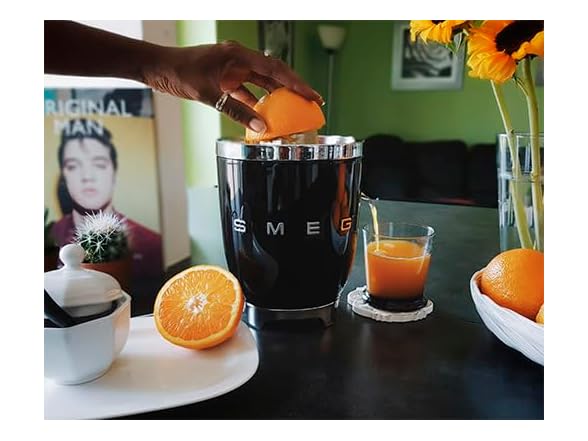 SMEG 50's Retro Style Citrus Juicer VARIES