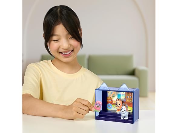 Bluey Fuzzies Episode Pack: Grannies, 3 Flocked Mini-Figures
