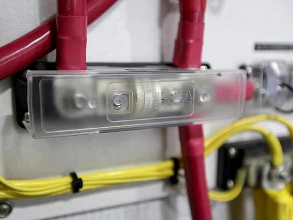 Blue Sea 5502 Fuse Block Class T 225-40