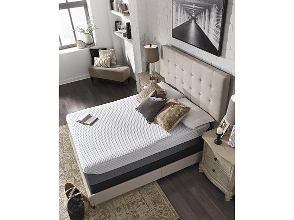 Signature Design King 12" Plush King Gel Foam Mattress