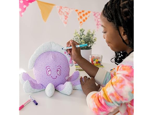 Animal Adventure Crayola Color Me Plush, Octopus