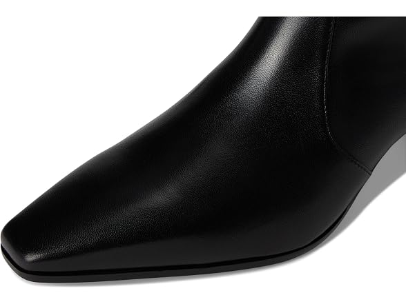 Stuart Weitzman Women's Stassi Boots