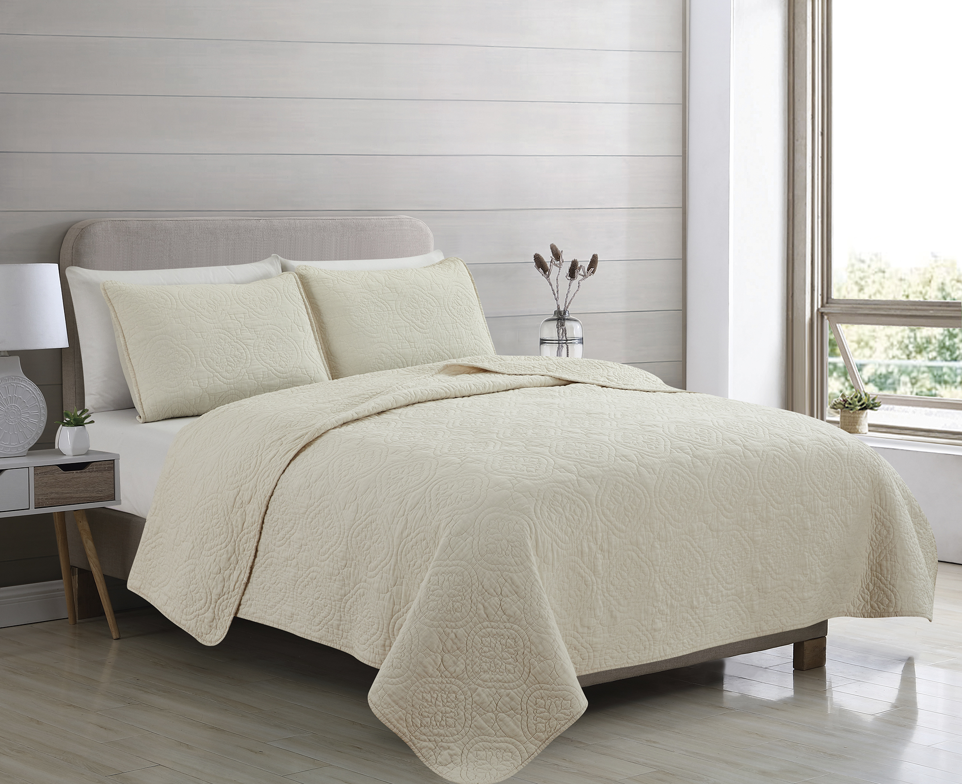 Flavia Cotton 3 Piece Quilt and Sham Set - Gallery 13