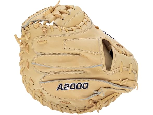 Wilson 2024 Baseball Classics Series A2000 M23 33.5” Baseball Catcher’s Mitt - R