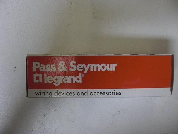 Pass and Seymour Ivory Straight Blade 