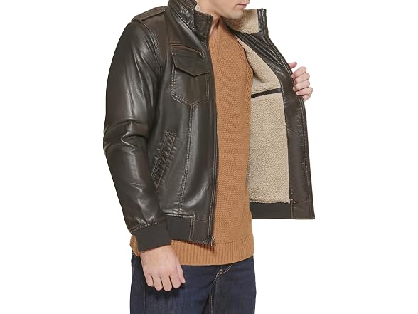 Levi's Men's (2XL) Men's Vintage Deer Faux Leather