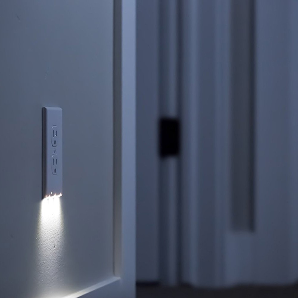 5-Pack Outlet Cover with Built-In LED Light - Gallery 25