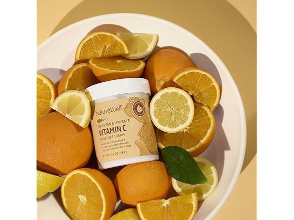 NATURE WELL Clinical Brighten & Hydrate Vitamin C Moisture Cream