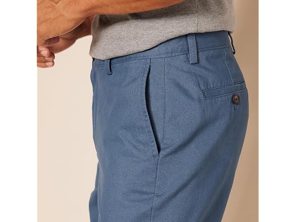 Amazon Essentials Men Slim-Fit 9" Cotton Shorts