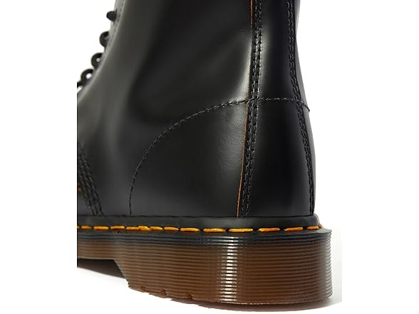 Dr. Martens Unisex 1460 Vintage 8 Eye