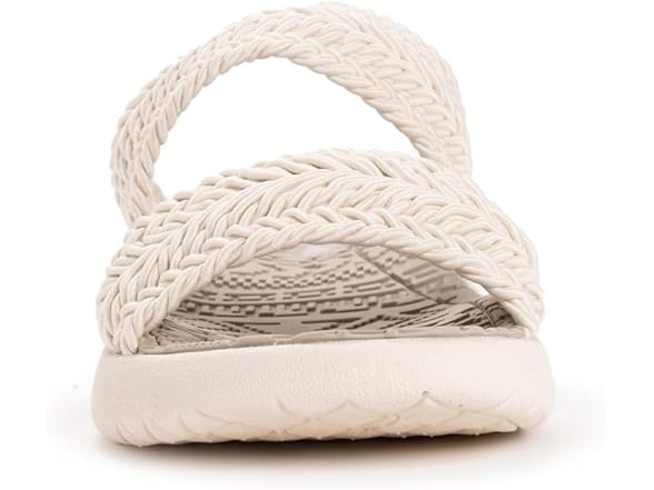 MUK LUKS Women's Stella Sandal, Neutral 9