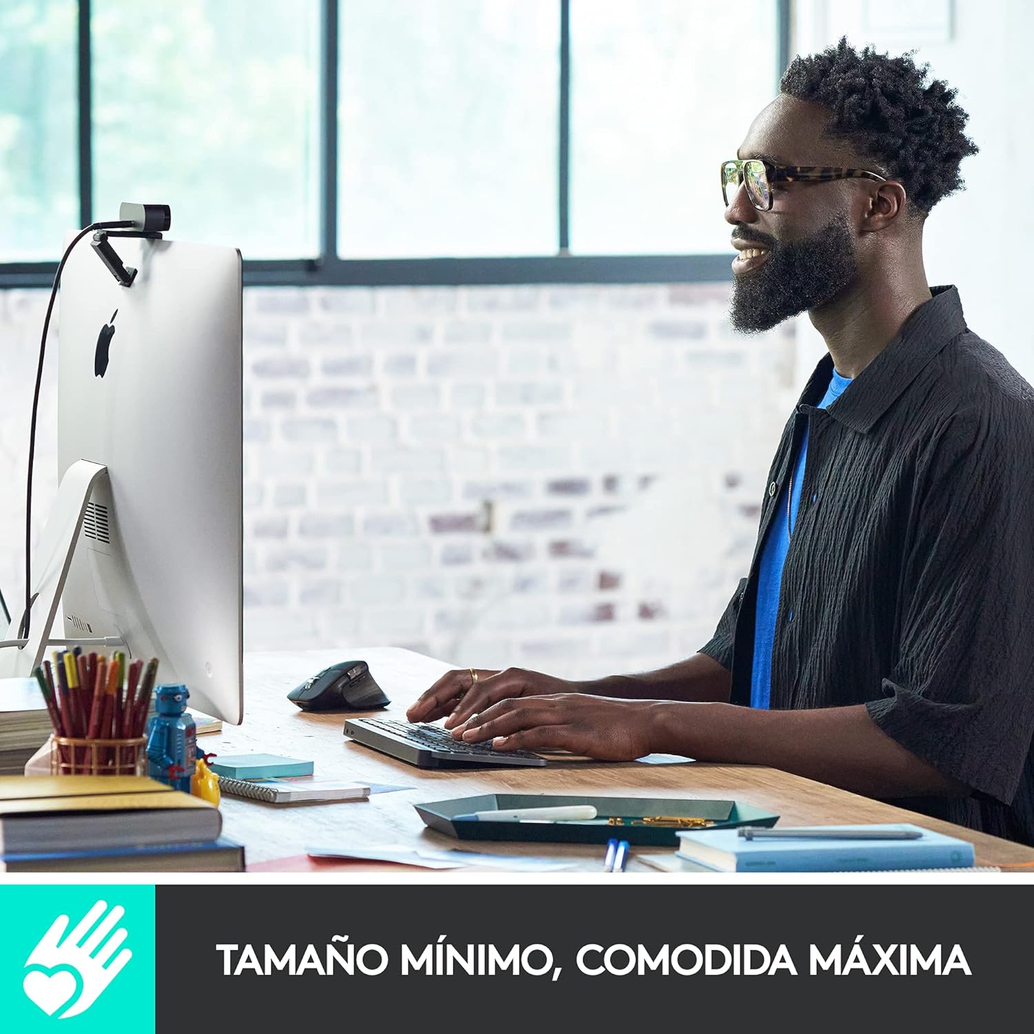 Logitech MX Keys Wireless Keyboard (Spanish) - Gallery 12