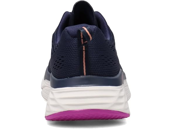 Skechers Women's Max Cushioning Elite (7.5)
