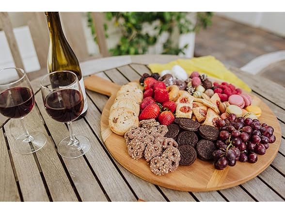 TOSCANA Madera Charcuterie Board