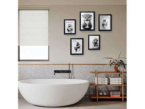 Orvannaatr bathroom decor