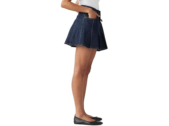 Levis Womens Pleated Mini Skirt (30)