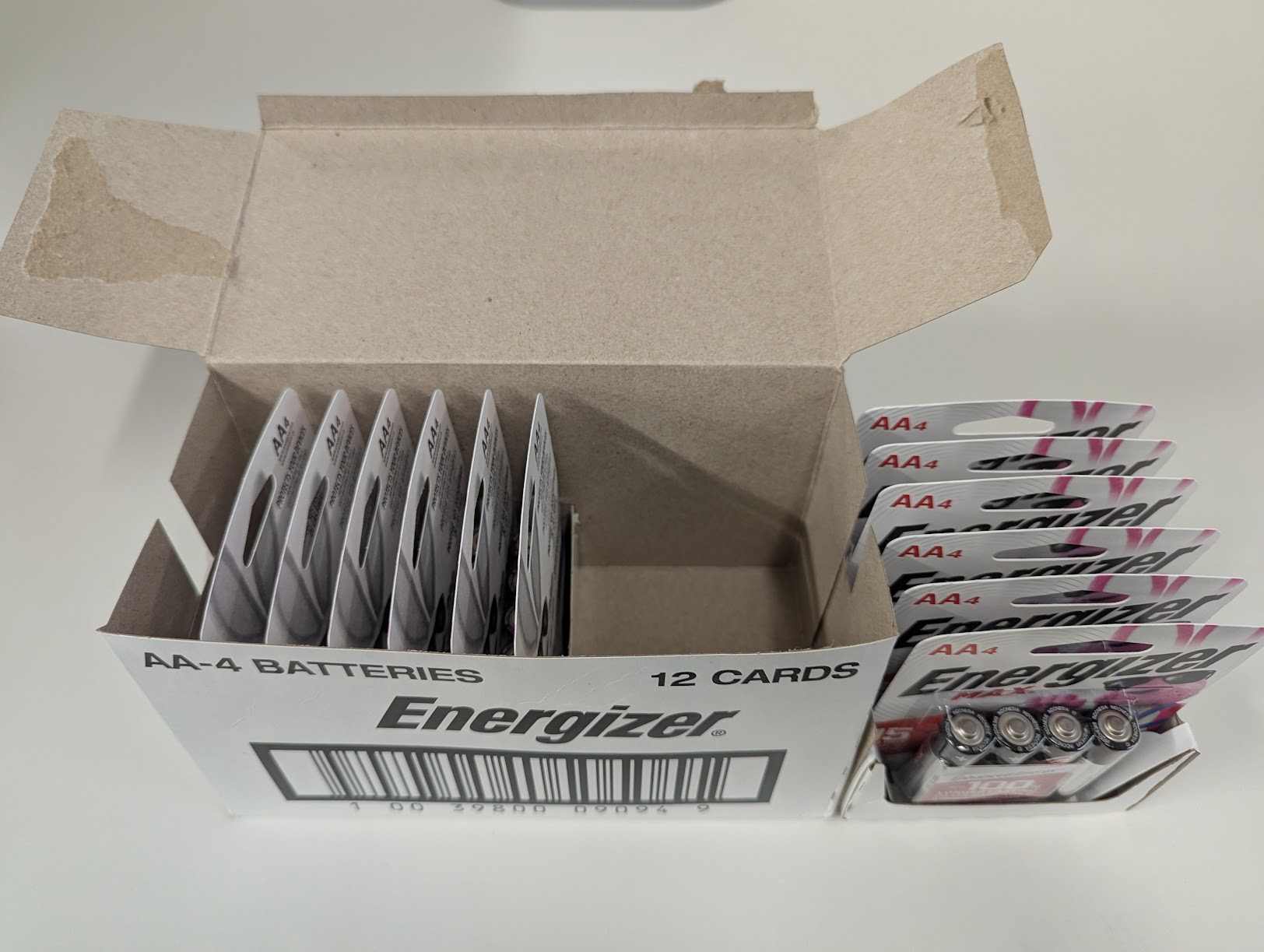 (48 Batteries) Energizer MAX AA Alkaline Batteries - Gallery 25