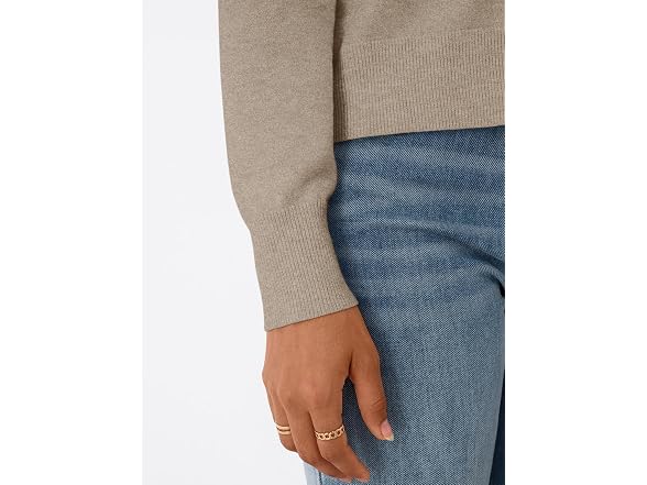 Trendy Queen Women (L) Lightweight Knit Cardigan